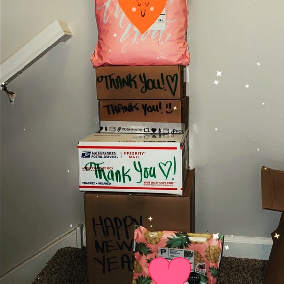 ๐ Meet your Posher! My STATS, ratings, love notes and more! Sales, reviews, etc - Picture 15 of 16